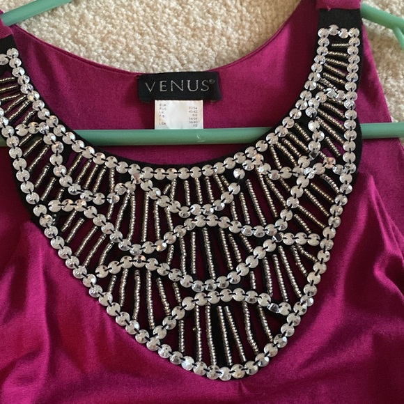 Venus dress XS has some stretch - Picture 8 of 9